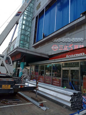 擎天單立柱T型高炮三面翻廣告塔優(yōu)勢特點解讀