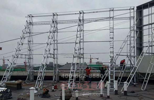 大型三面翻鋼結(jié)構(gòu)制作要求和戶外廣告牌鋼結(jié)構(gòu)加固重點(diǎn) 大型三面翻鋼結(jié)構(gòu)制作要求和戶外廣告牌鋼結(jié)構(gòu)加固重點(diǎn)